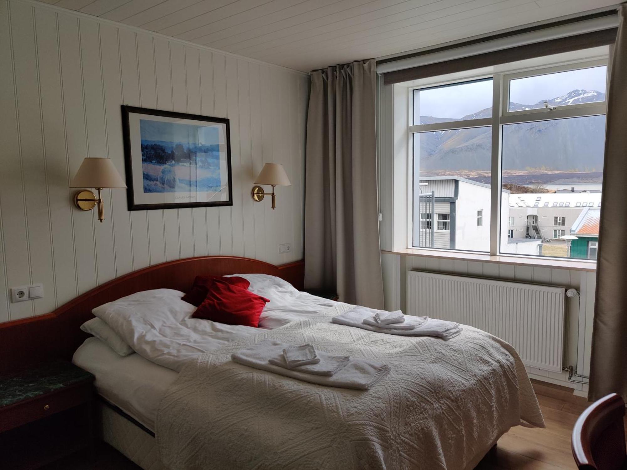 Hotel Borgarnes 3*