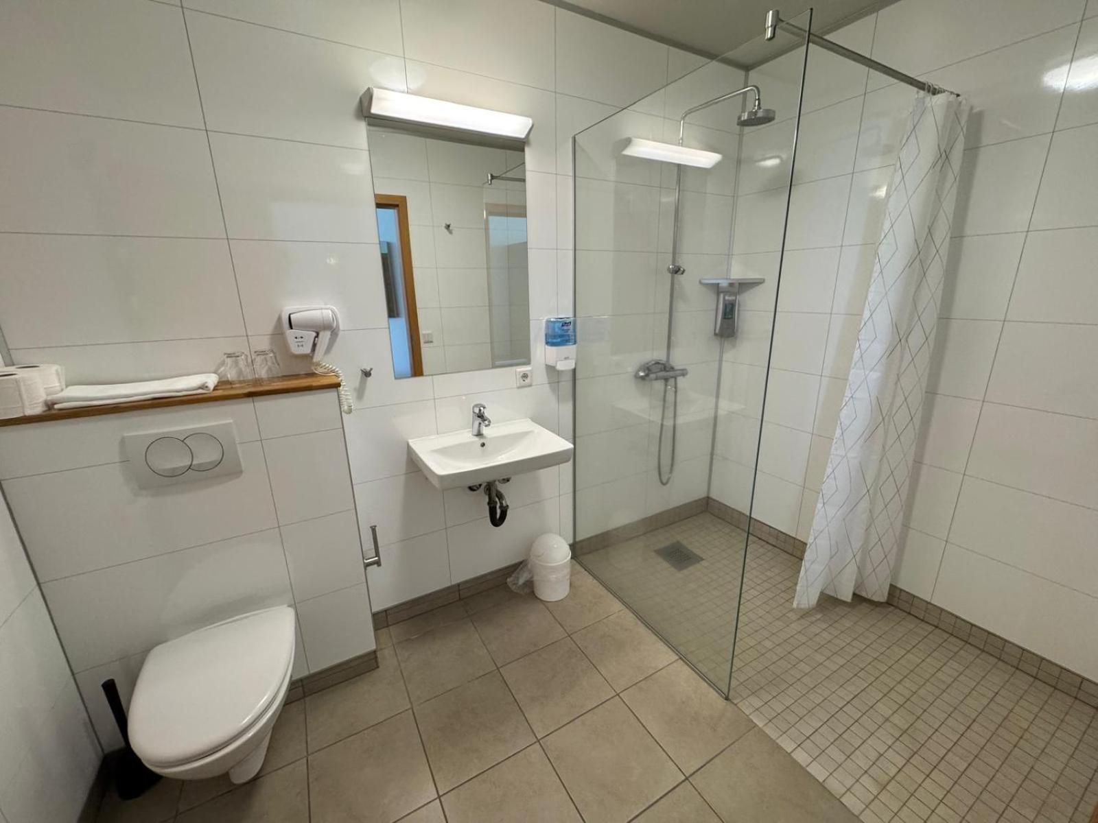 Hotel Borgarnes 3*