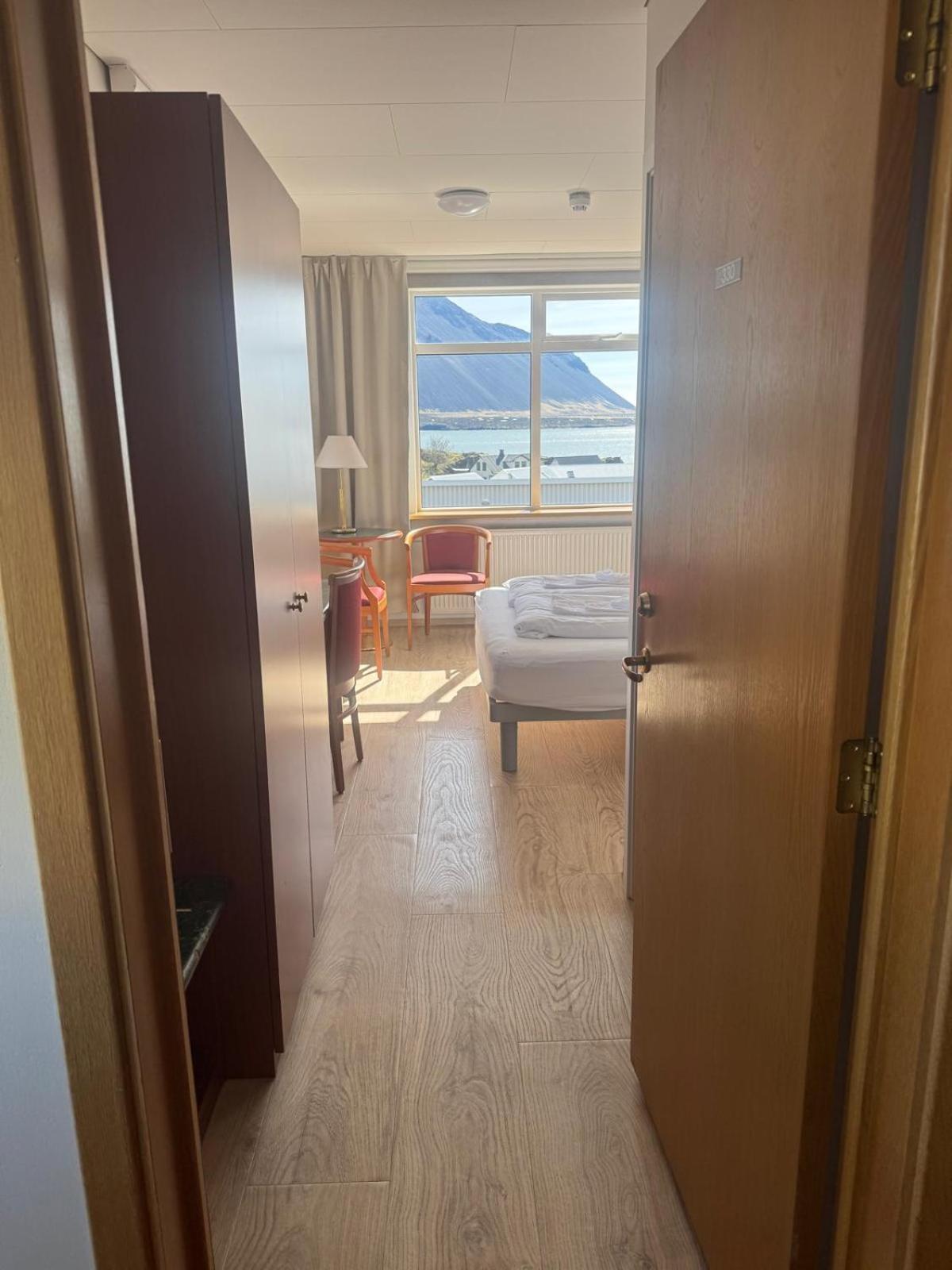 Hotel Borgarnes 3*